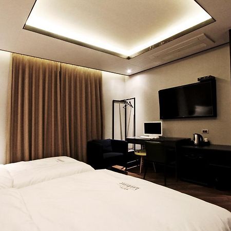 Hotel Londoner Gimhae Eksteriør bilde