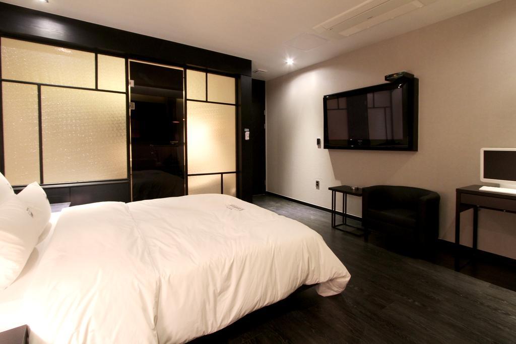 Hotel Londoner Gimhae Eksteriør bilde