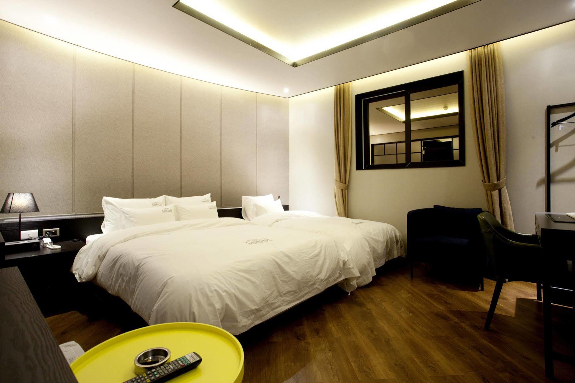 Hotel Londoner Gimhae Eksteriør bilde