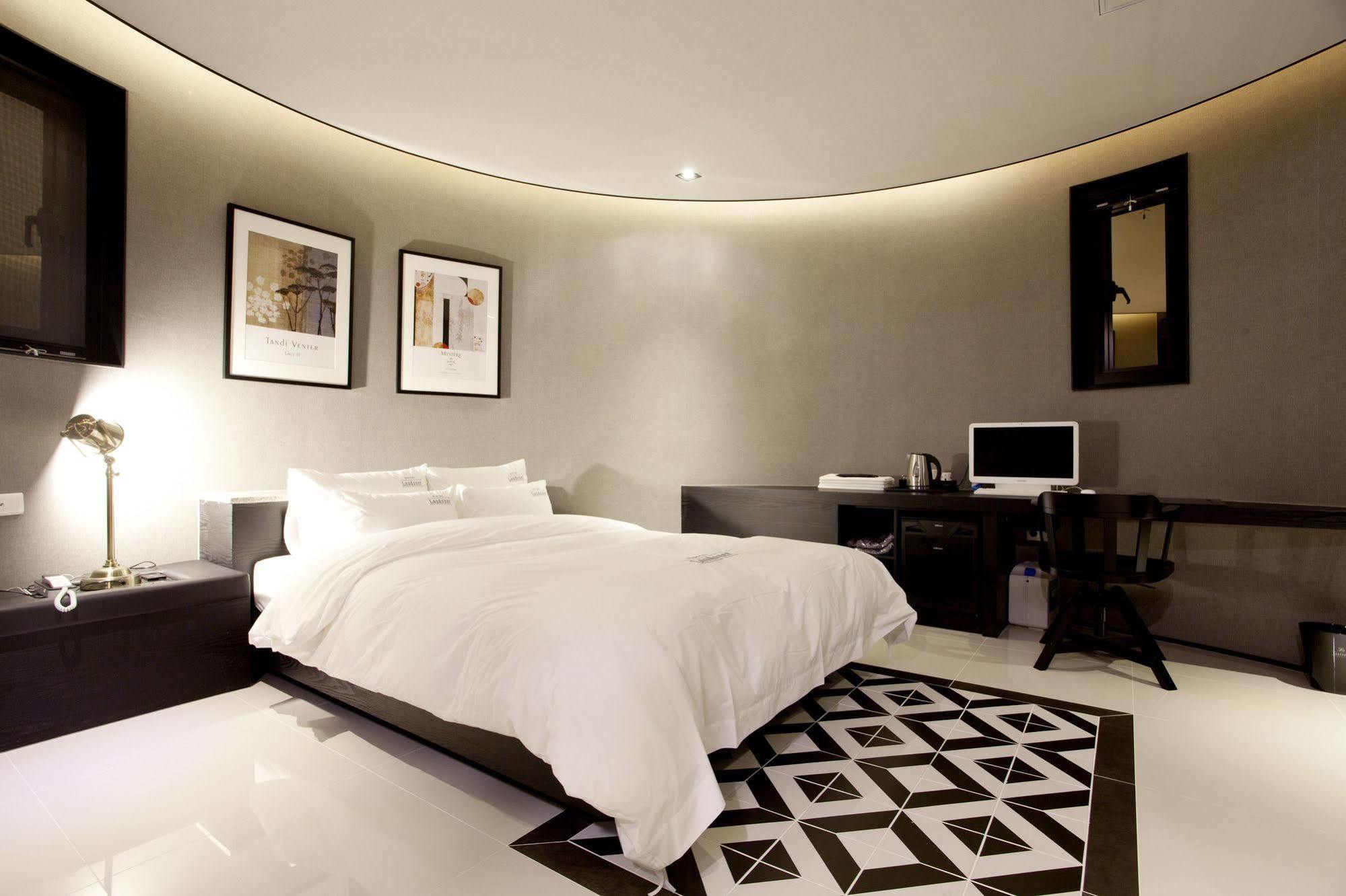 Hotel Londoner Gimhae Eksteriør bilde