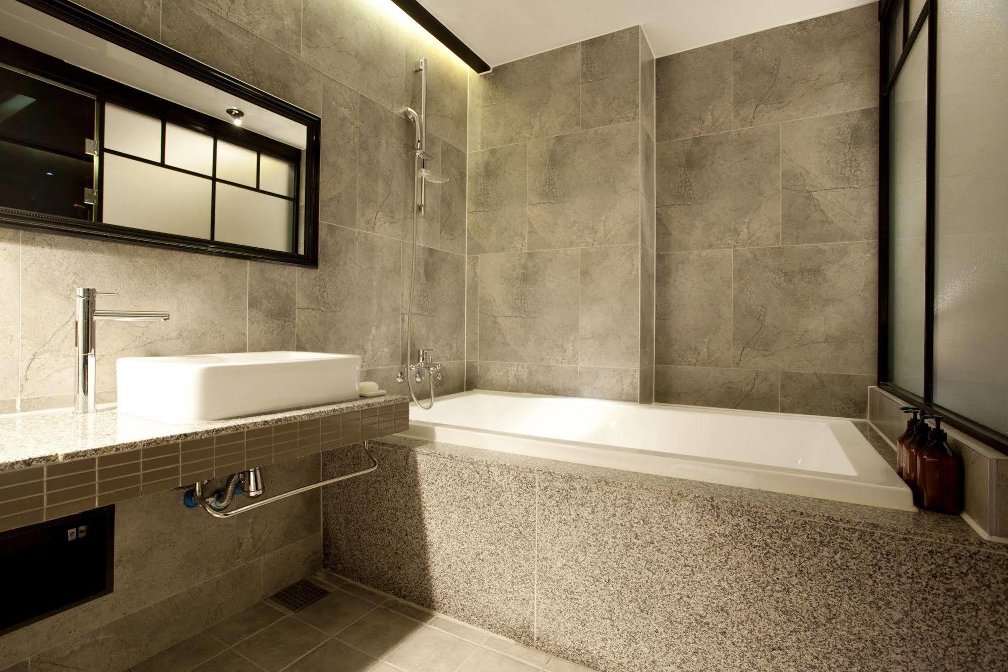 Hotel Londoner Gimhae Eksteriør bilde